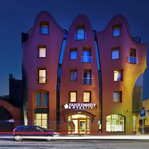Hotel Fahrenheit ***