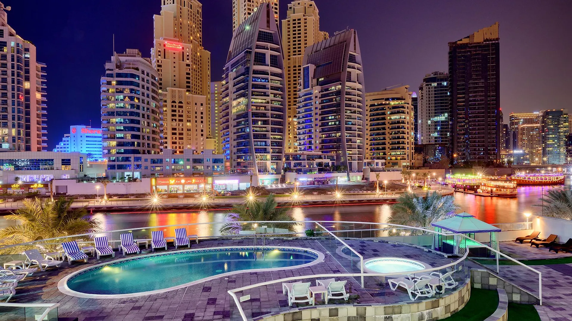 Pearl Marina Hotel Apartments Dubaj