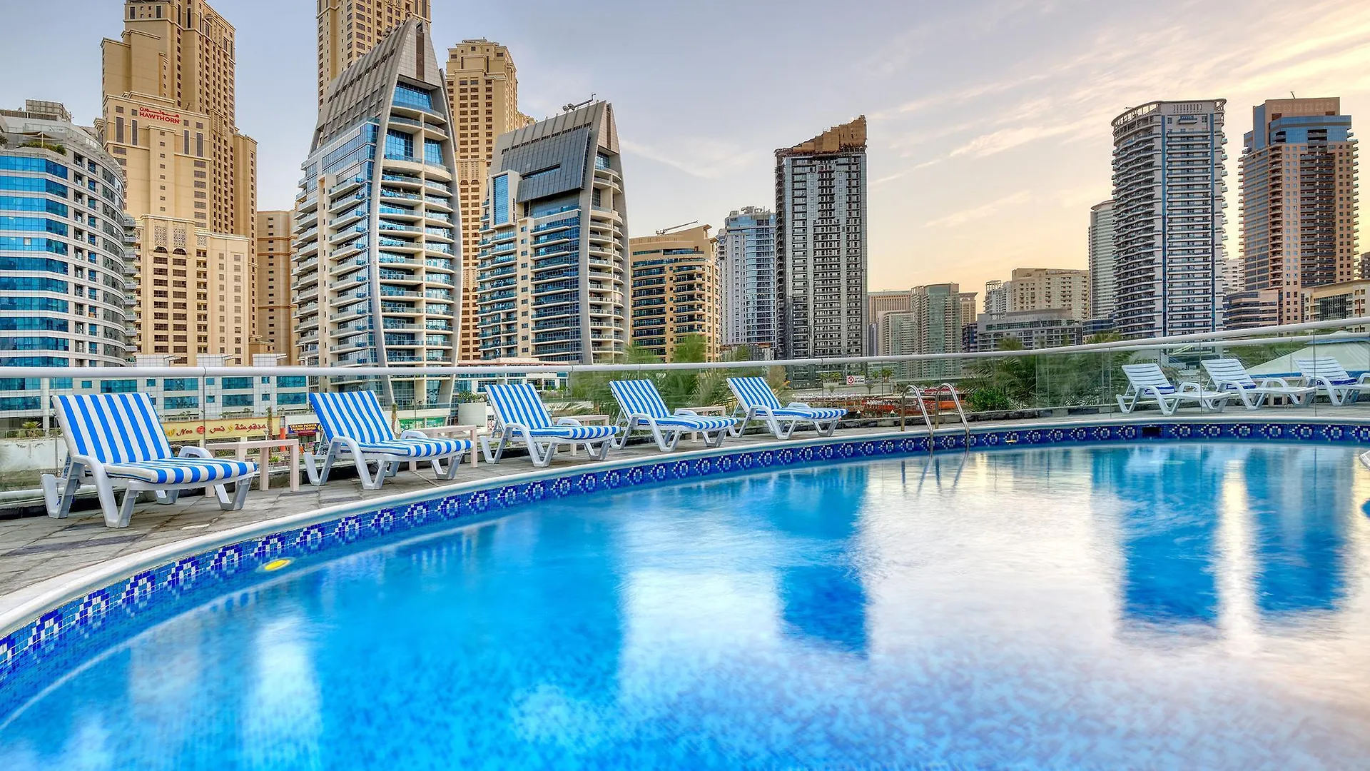*** Hotel apartamentowy Pearl Marina Hotel Apartments Dubaj Zjednoczone Emiraty Arabskie